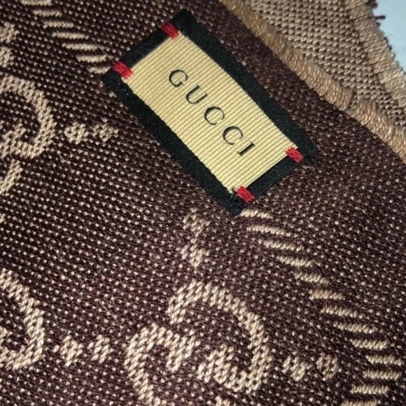 Gucci scarf - Picture 8 of 10